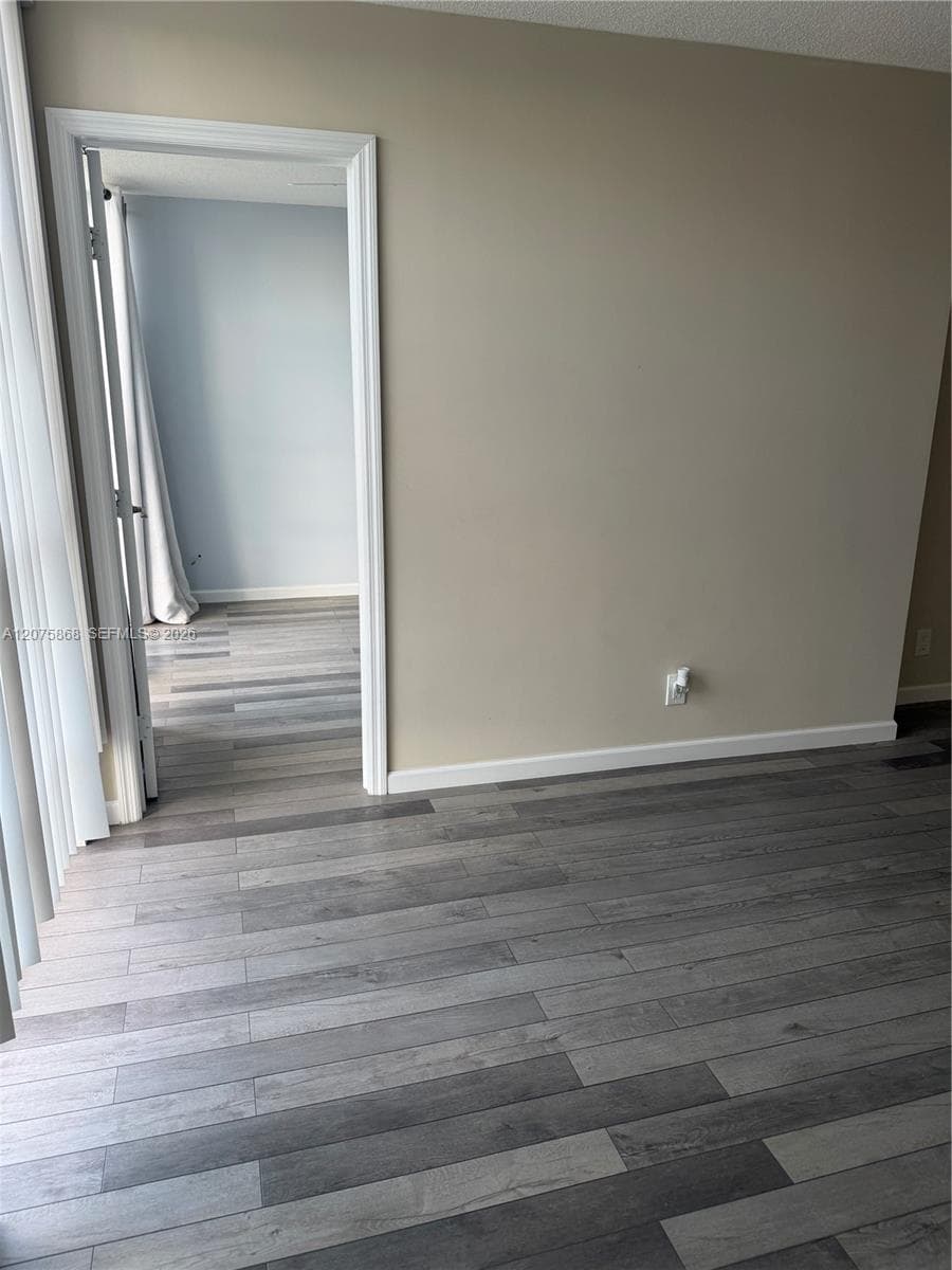 DESOTO PARK CONDO · #407 in Hallandale Beach - Photo 4