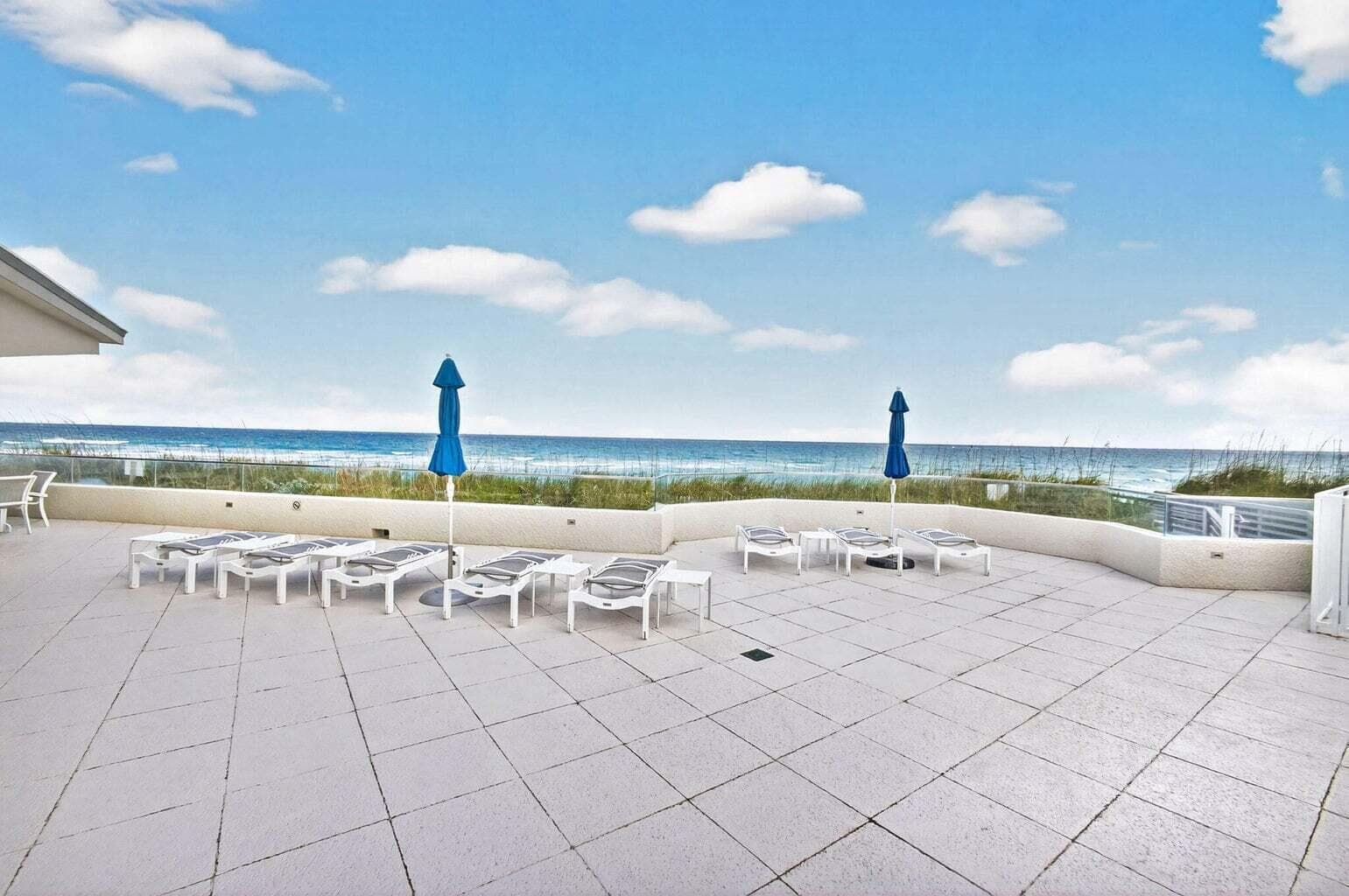 SUN DECK
