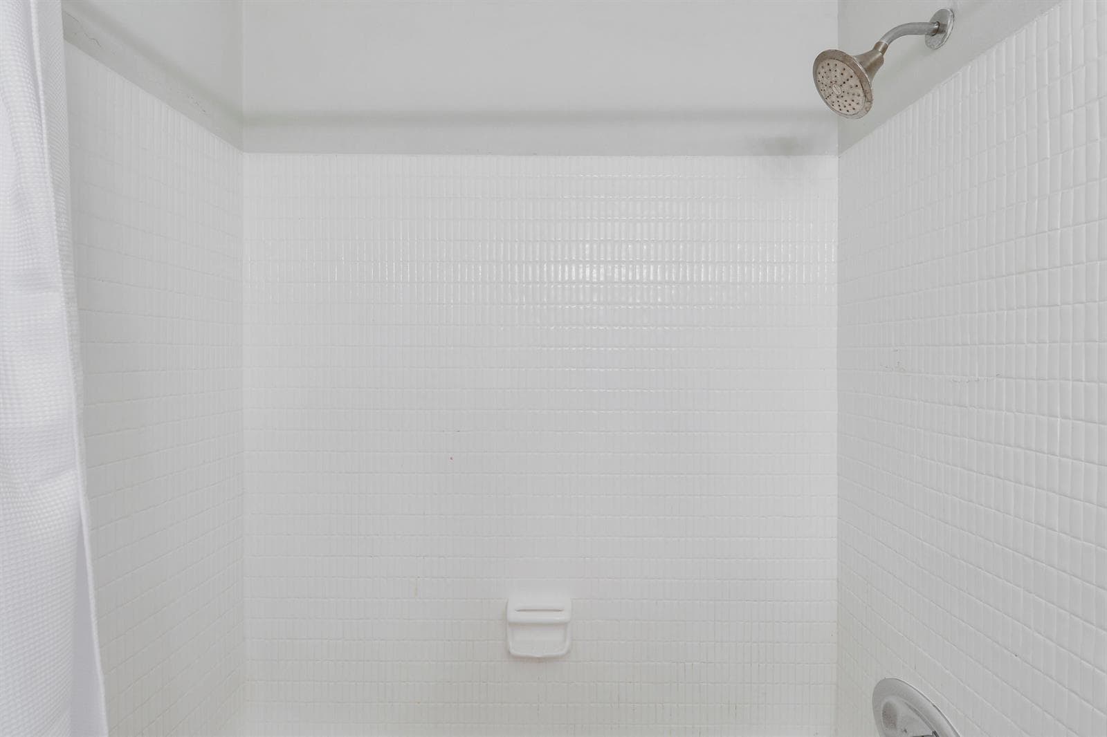 Shower/Tub