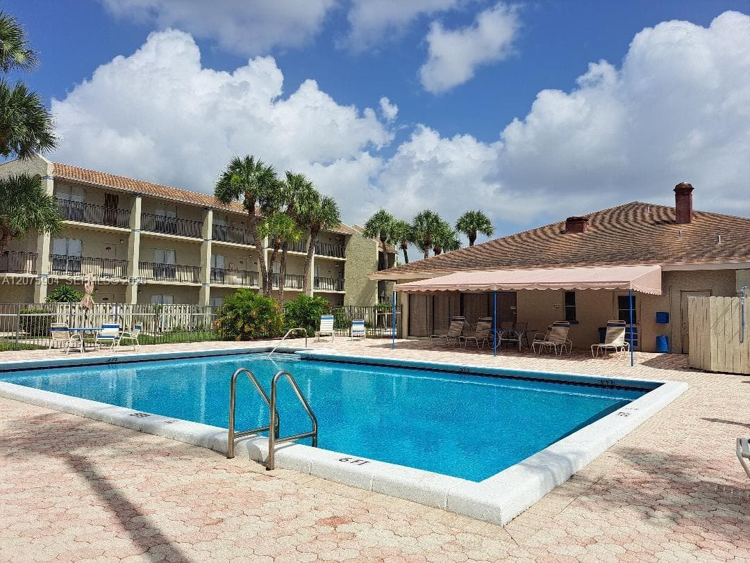 CROSS CREEK CONDO · #C18 in West Palm Beach - Photo 17