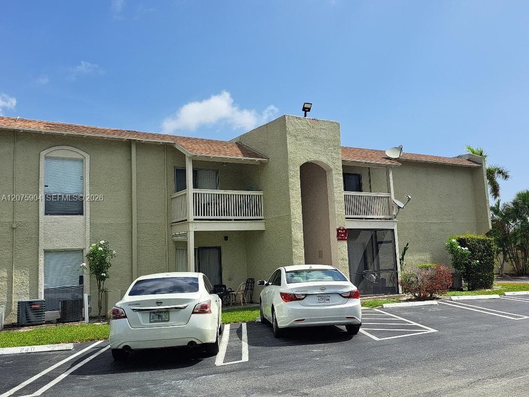 CROSS CREEK CONDO · #C18 in West Palm Beach - Photo 3