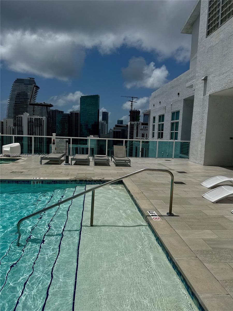 Loft Downtown II · #915 in Miami - Photo 21