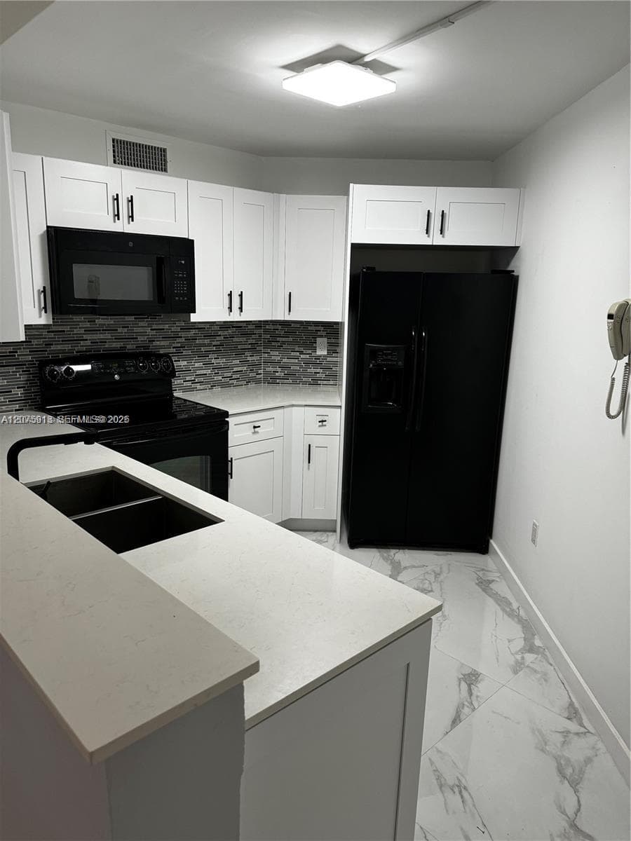 WEST FONTAINE CONDO · #102-10 in Miami - Photo 5
