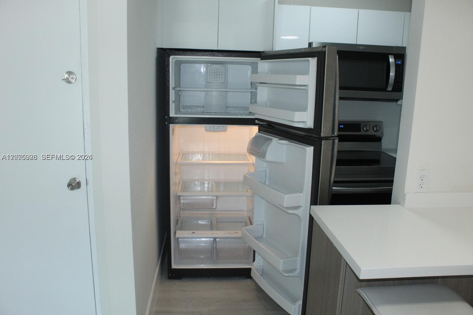 BAYCOURT TOWERS CONDO · #7E in Miami Beach - Photo 6