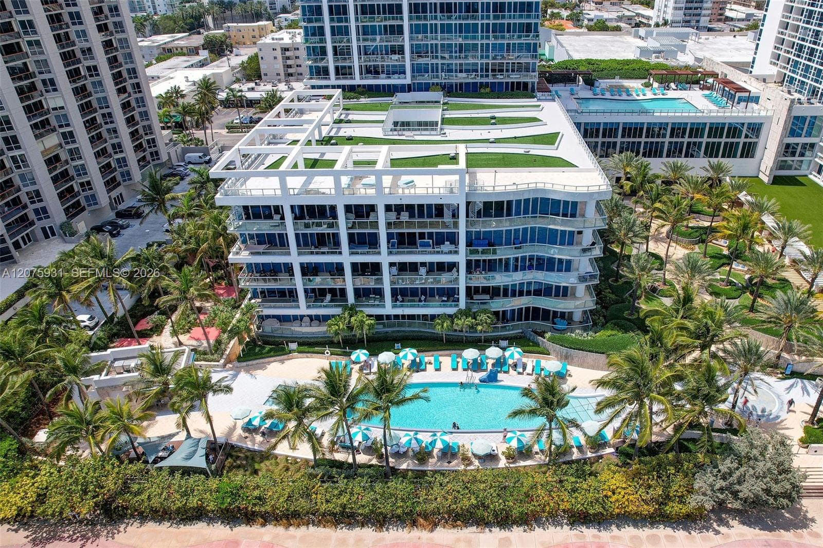 Carillon Miami Beach · #1602 in Miami Beach - Photo 43