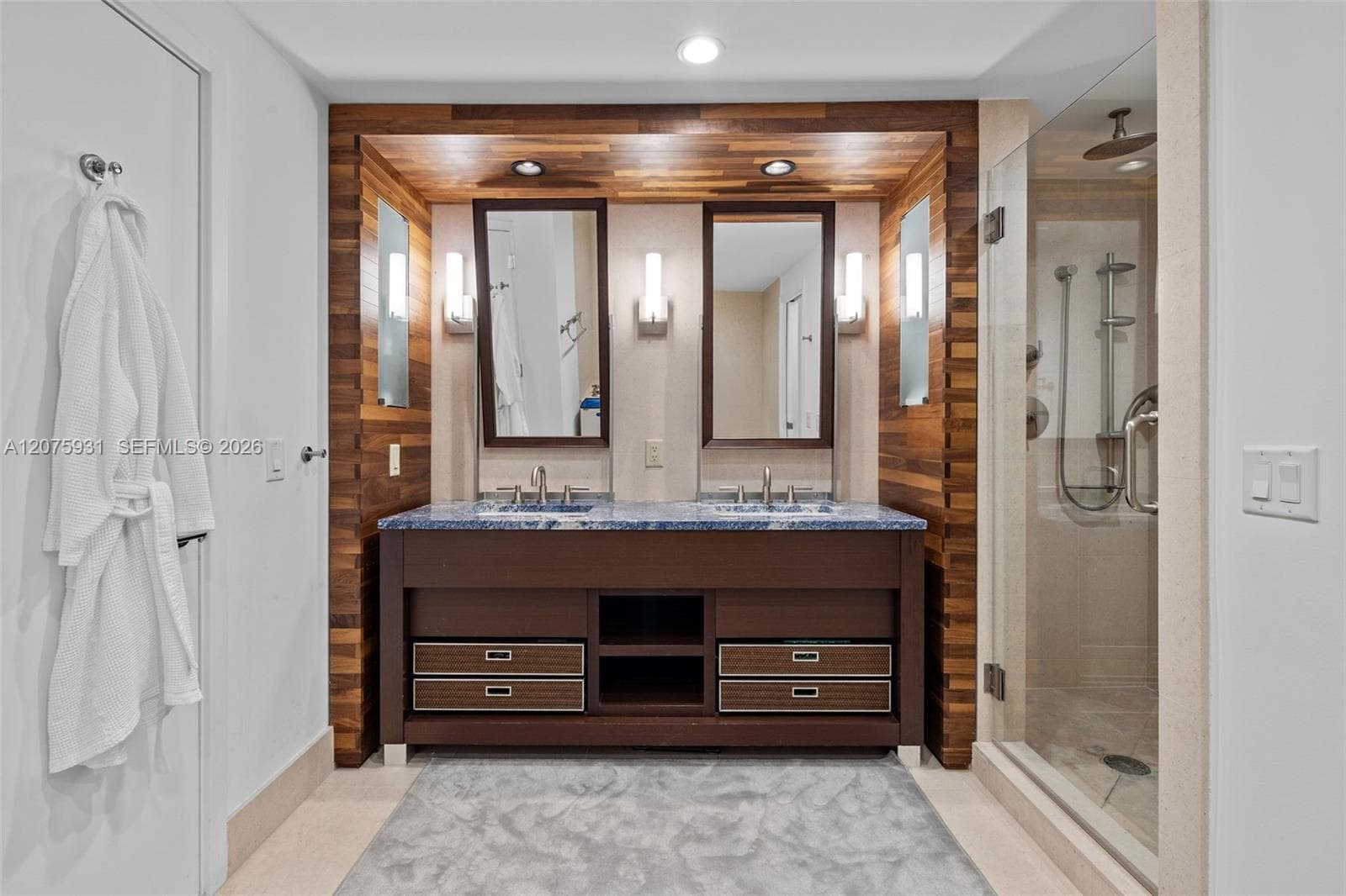 Carillon Miami Beach · #1602 in Miami Beach - Photo 19