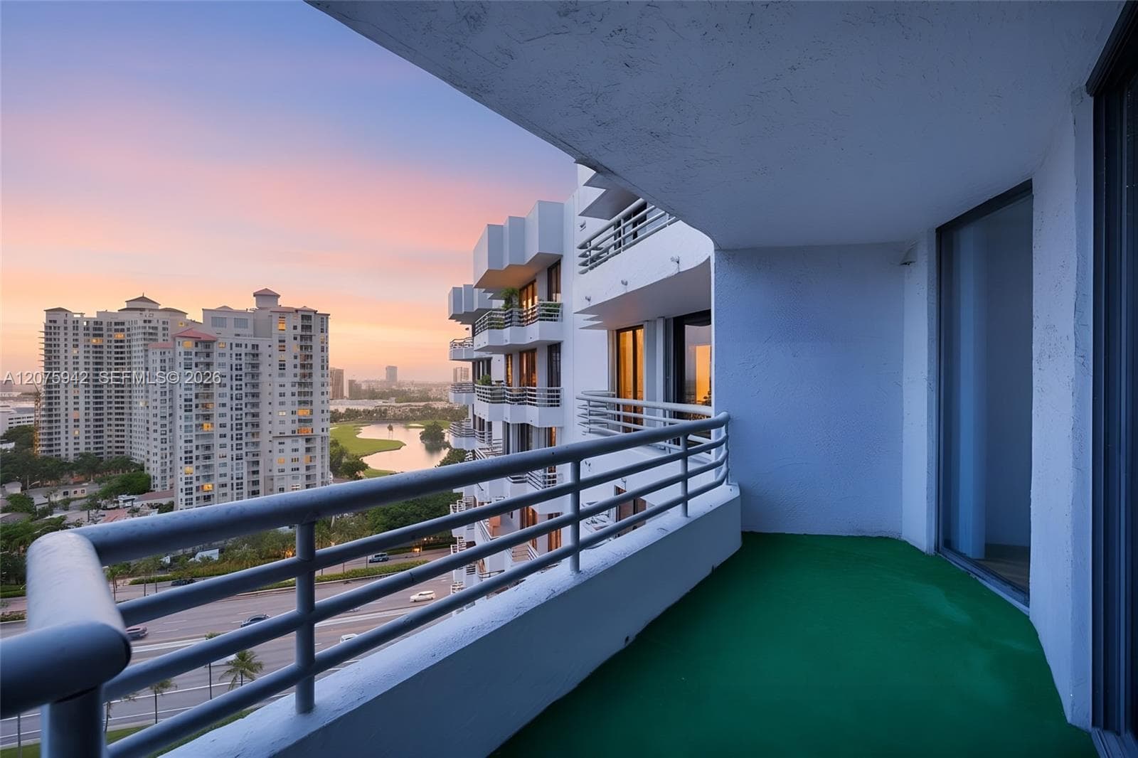 PARC CENTRAL AVENTURA · #LP03 in Aventura - Photo 6