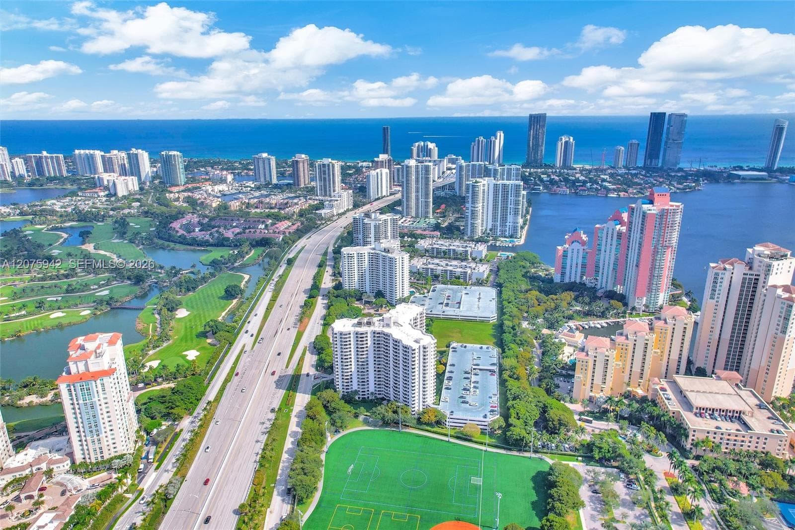 PARC CENTRAL AVENTURA · #LP03 in Aventura - Photo 13