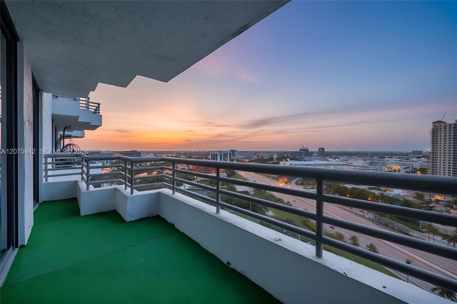 PARC CENTRAL AVENTURA · #LP03 in Aventura - Photo 3