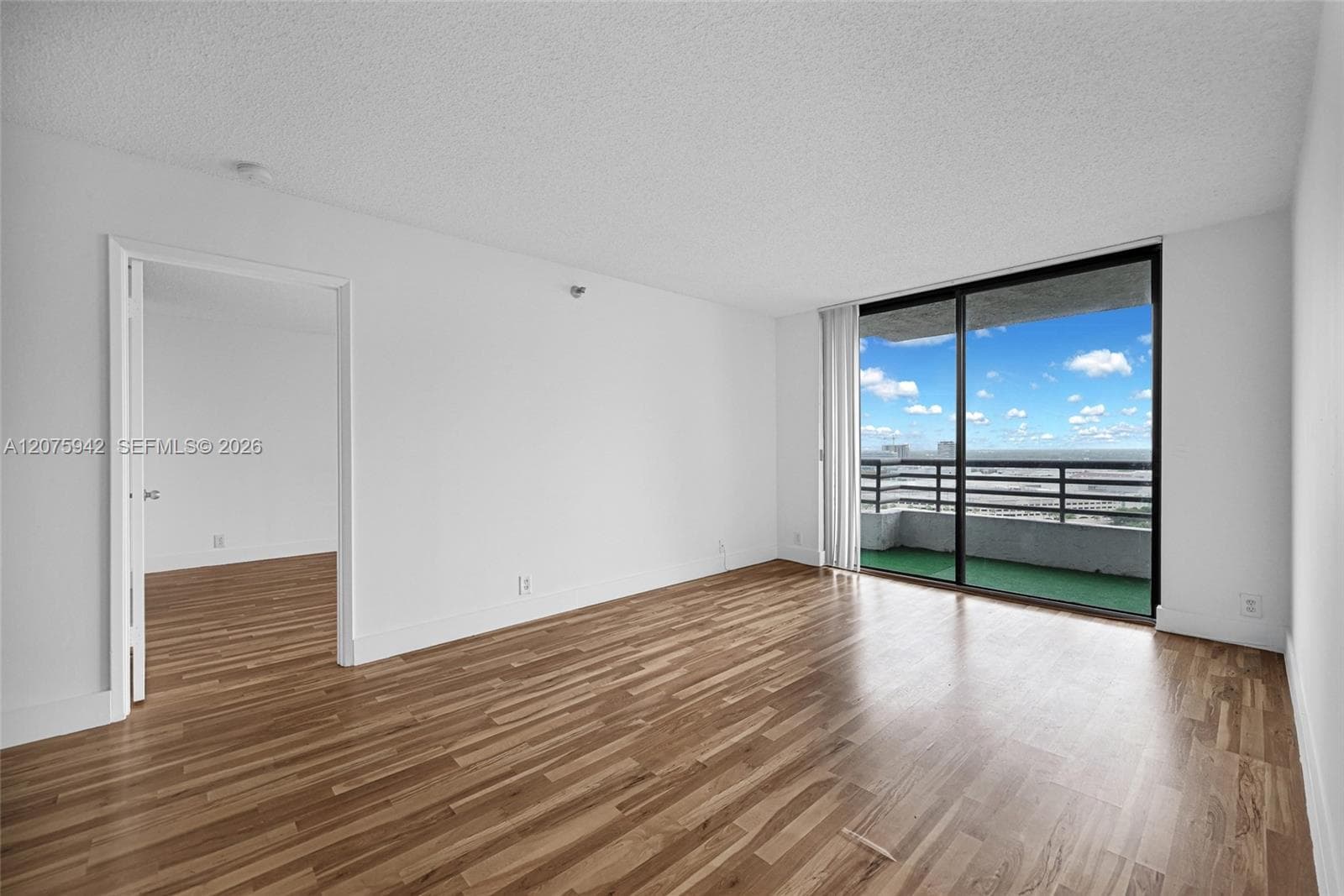PARC CENTRAL AVENTURA · #LP03 in Aventura - Photo 28