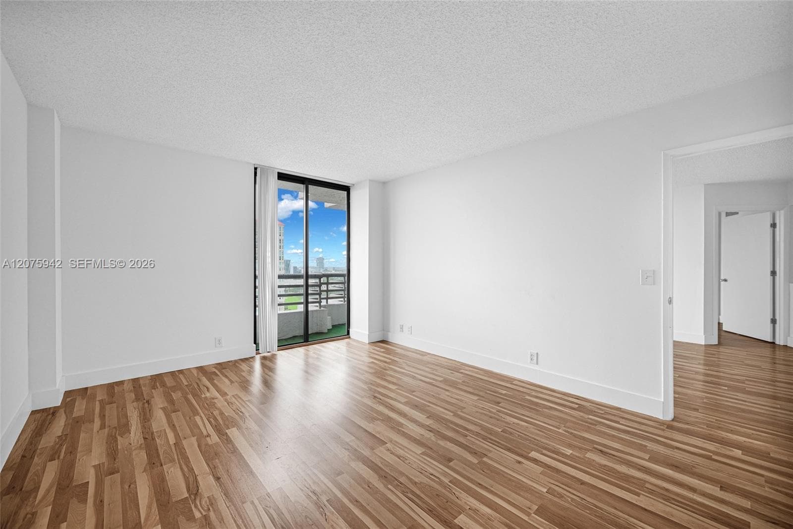 PARC CENTRAL AVENTURA · #LP03 in Aventura - Photo 40