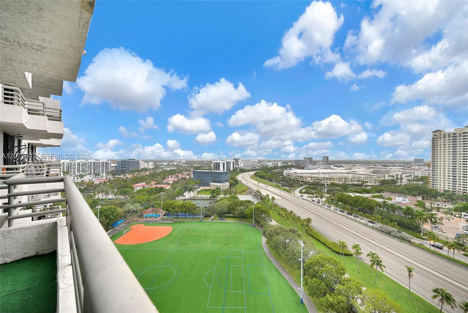 PARC CENTRAL AVENTURA · #LP03 in Aventura - Photo 35