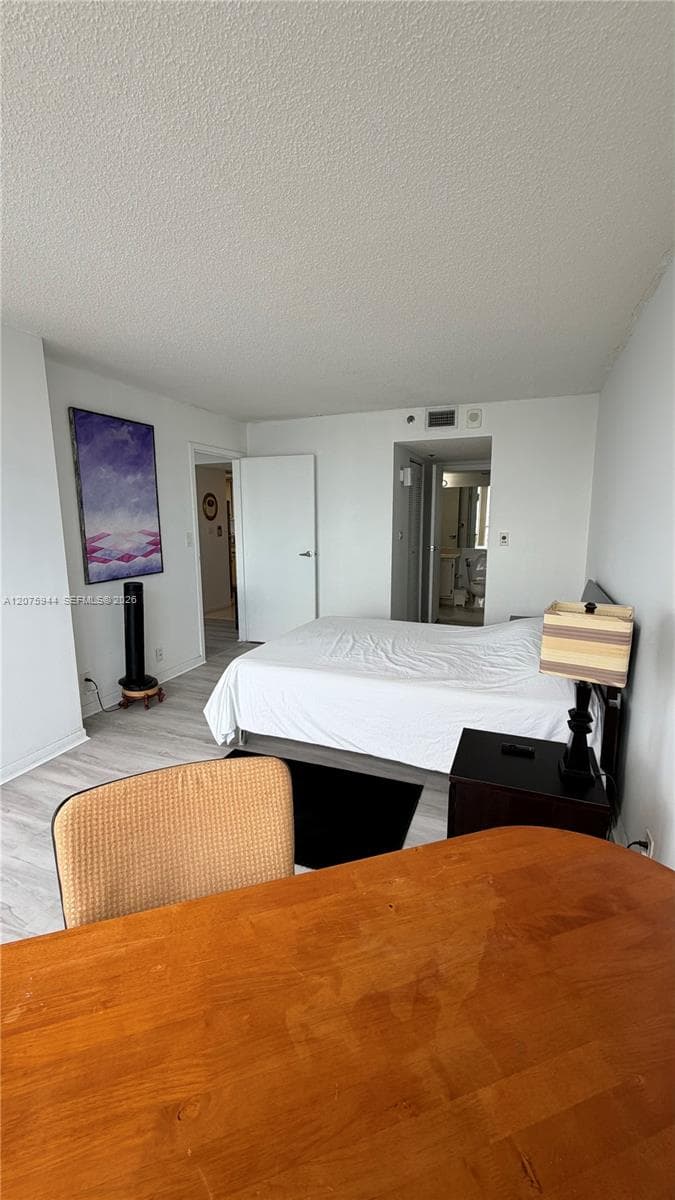 Grandview Palace · #2115 in North Bay Village - Photo 11