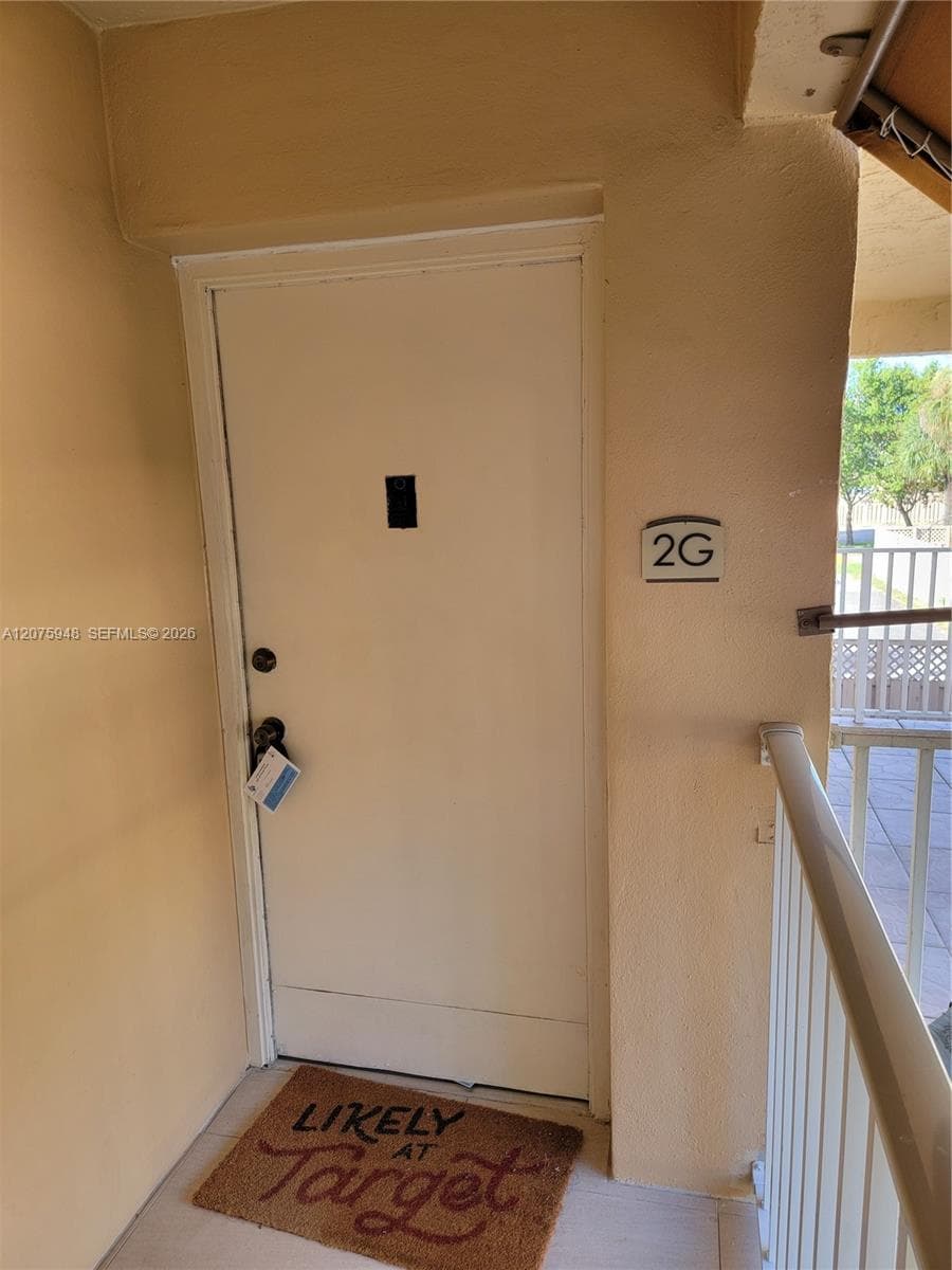DORAL GARDENS CONDO · #2G in Doral - Photo 2