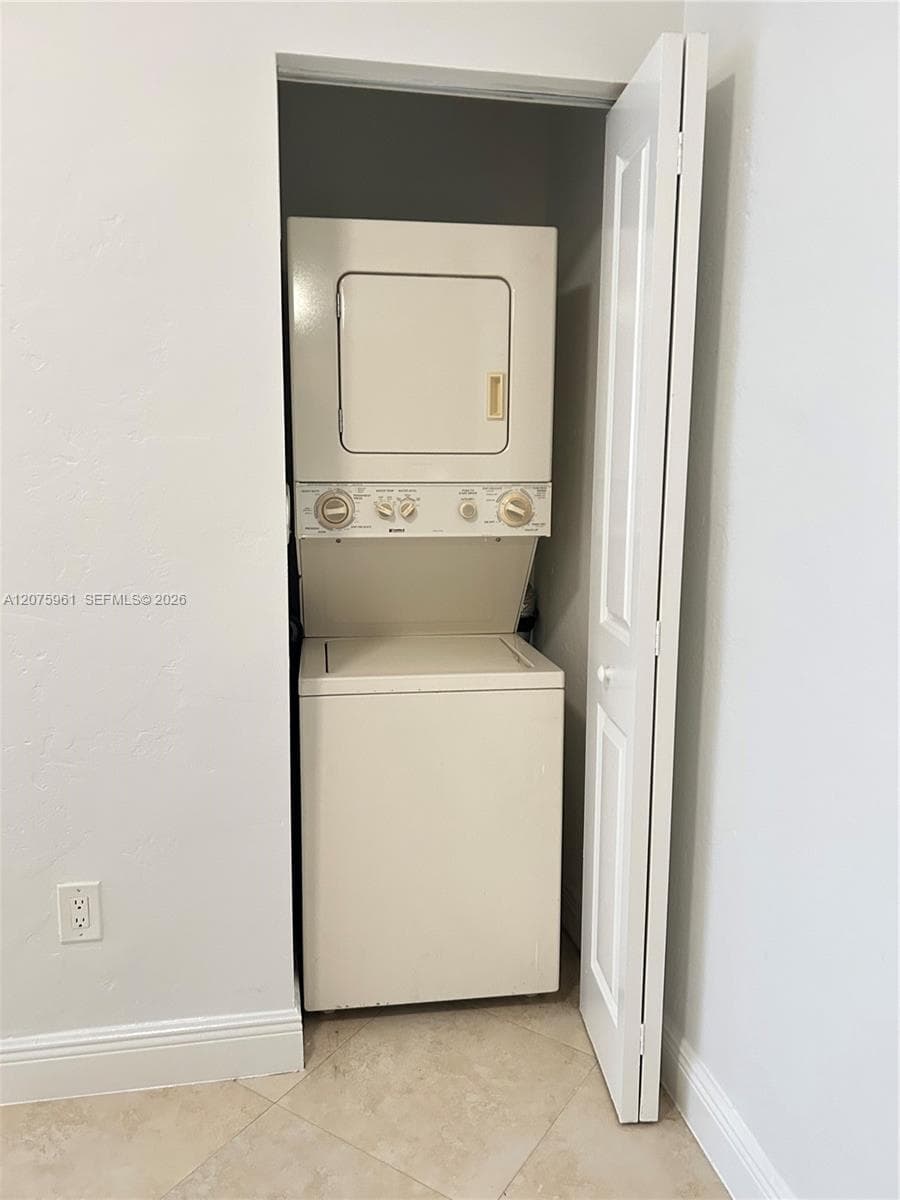 WASHER AND DRYER
