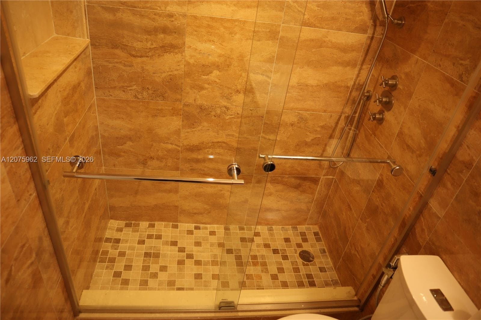 KEYSTONE ARMS CONDO · #112 in North Miami - Photo 15