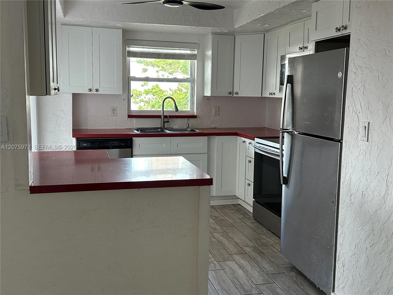 ELDORADO PLAZA WEST CONDO · #17E in Hallandale Beach - Photo 1