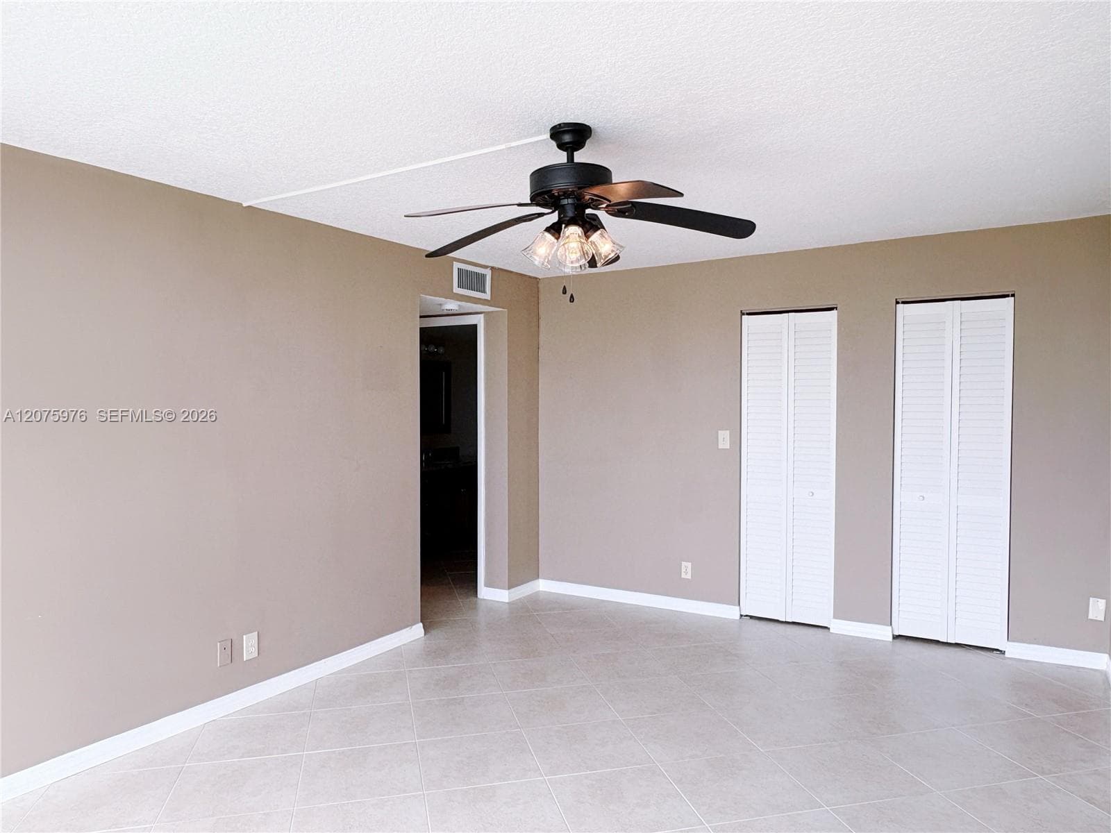 OCEANVIEW PARK CONDO · #909 in Hallandale Beach - Photo 22