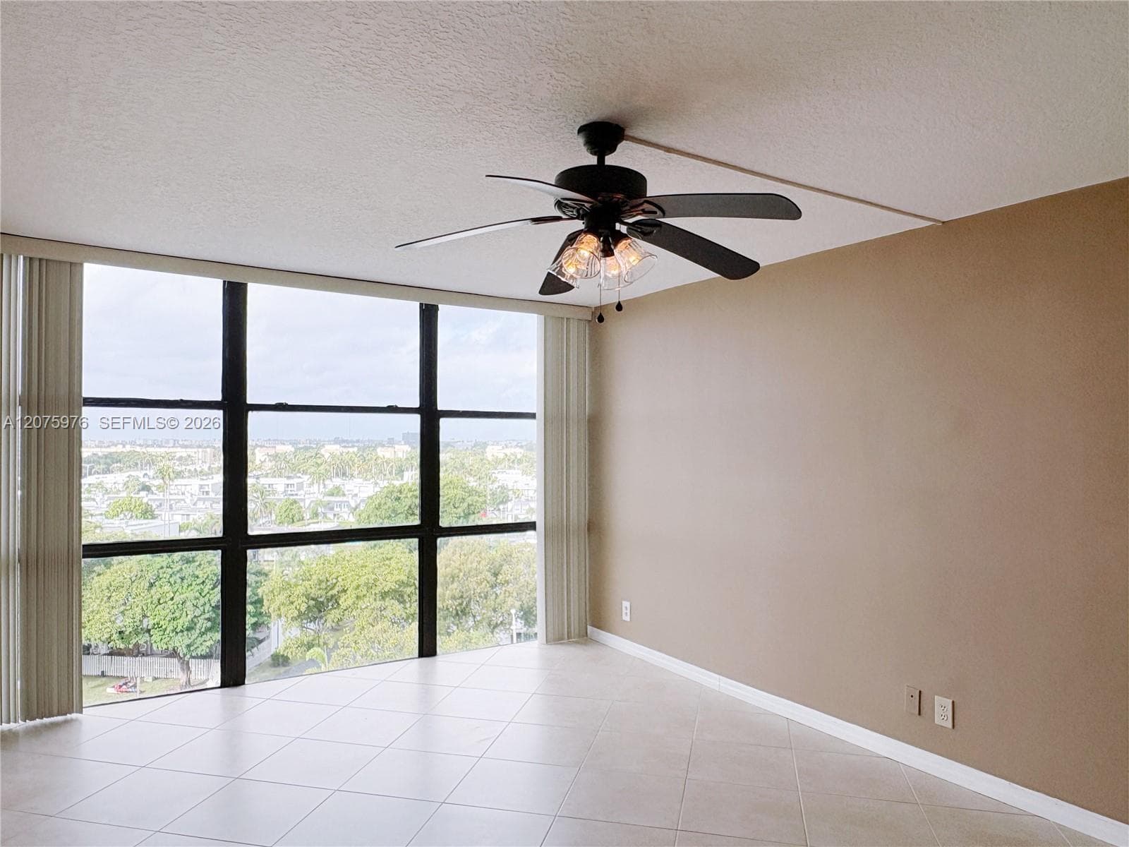 OCEANVIEW PARK CONDO · #909 in Hallandale Beach - Photo 20