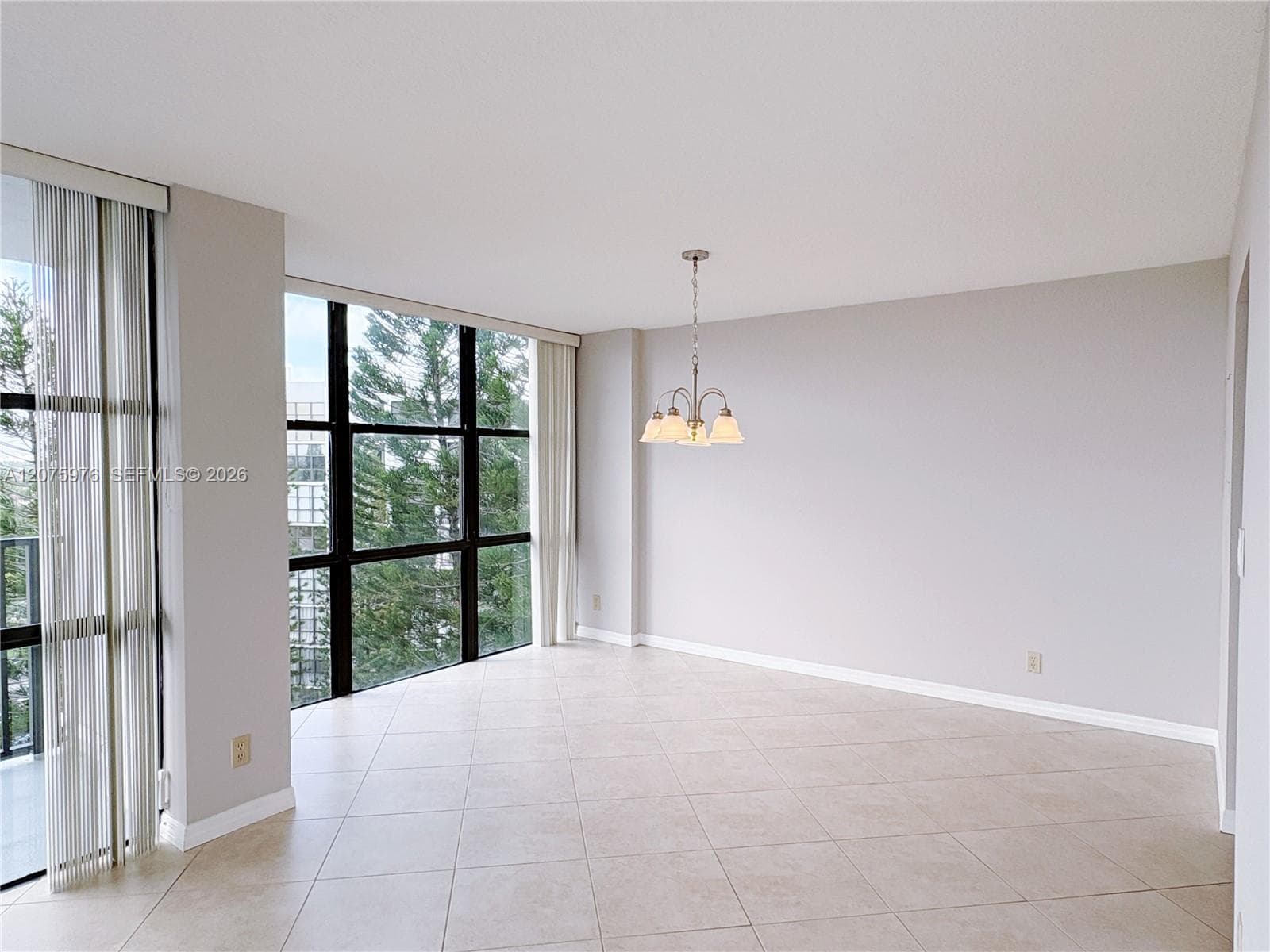 OCEANVIEW PARK CONDO · #909 in Hallandale Beach - Photo 9