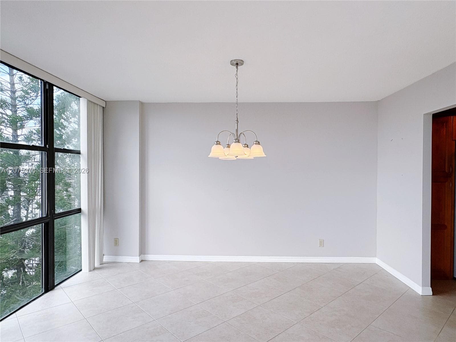 OCEANVIEW PARK CONDO · #909 in Hallandale Beach - Photo 10