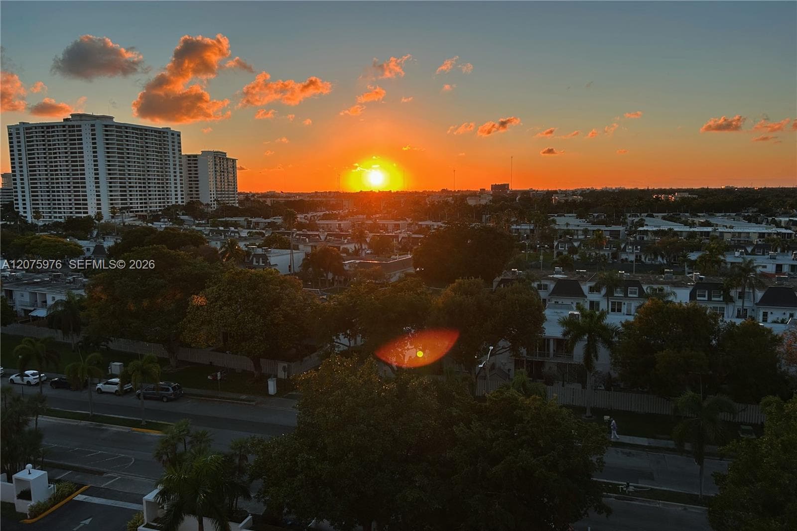 OCEANVIEW PARK CONDO · #909 in Hallandale Beach - Photo 35