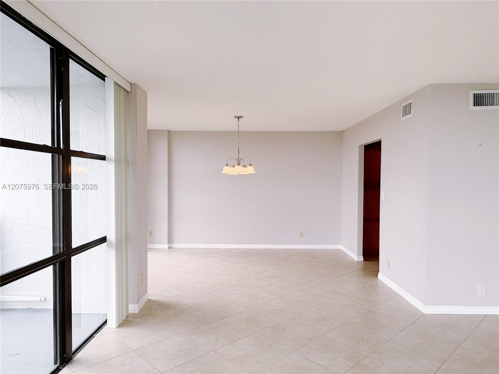 OCEANVIEW PARK CONDO · #909 in Hallandale Beach - Photo 8