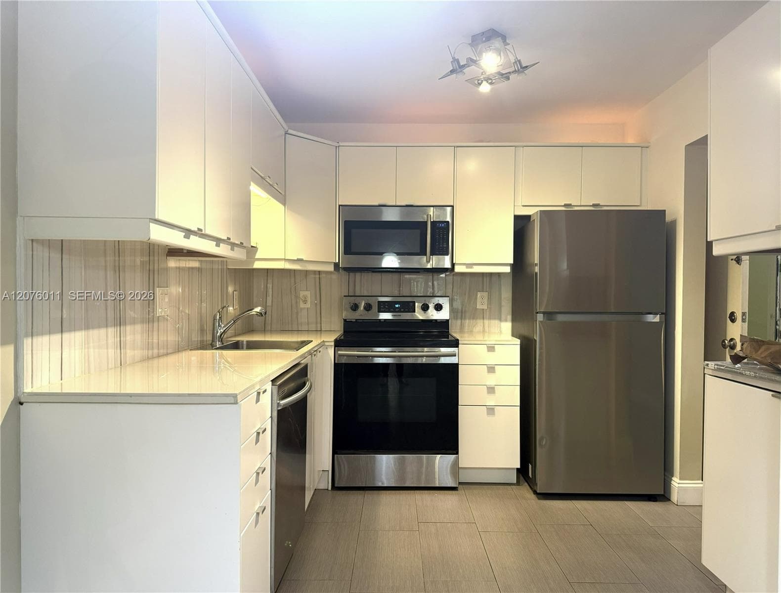 BARCELONA CONDO NORTH BLD · #416 in Pompano Beach - Photo 2