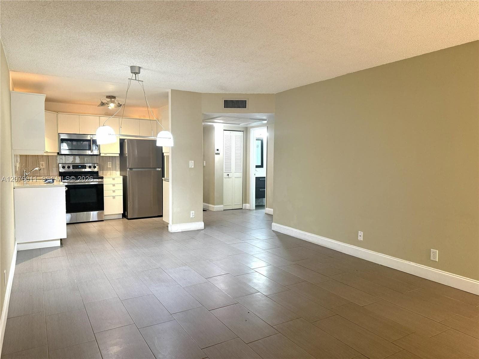 BARCELONA CONDO NORTH BLD · #416 in Pompano Beach - Photo 3