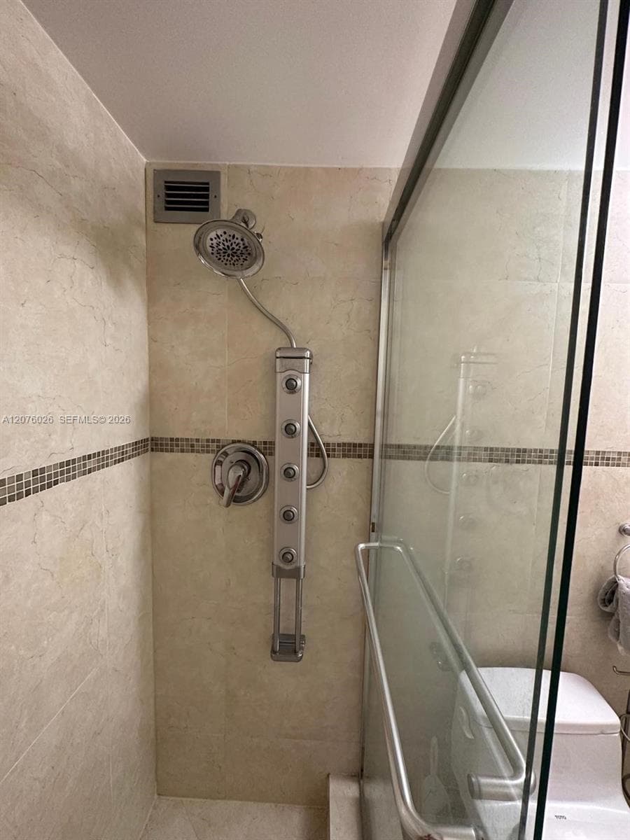 TRAFALGAR TOWERS CONDOMIN · #1008 in Hollywood - Photo 10