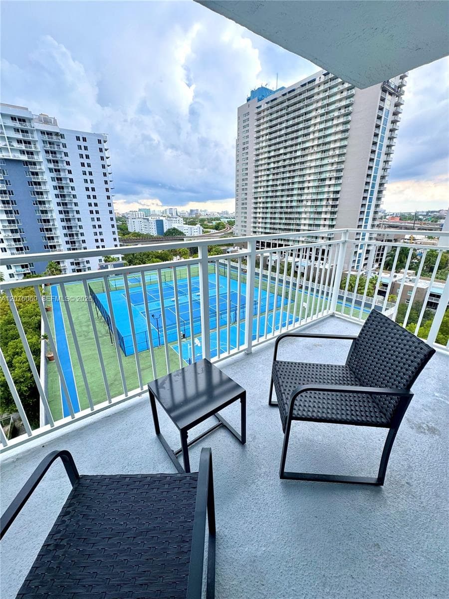 MADISON DOWNTOWN CONDO · #E-1201 in Miami - Photo 17