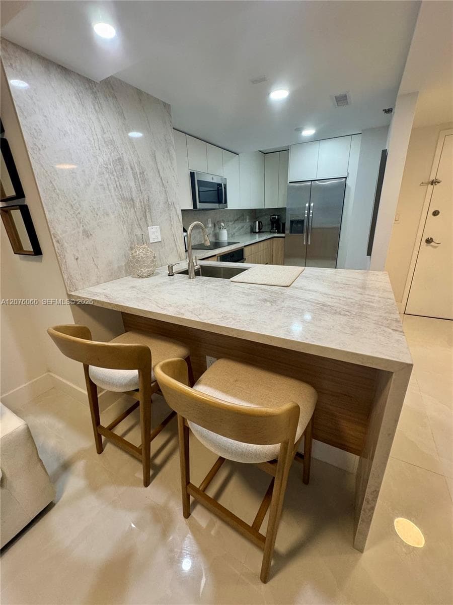 MADISON DOWNTOWN CONDO · #E-1201 in Miami - Photo 7