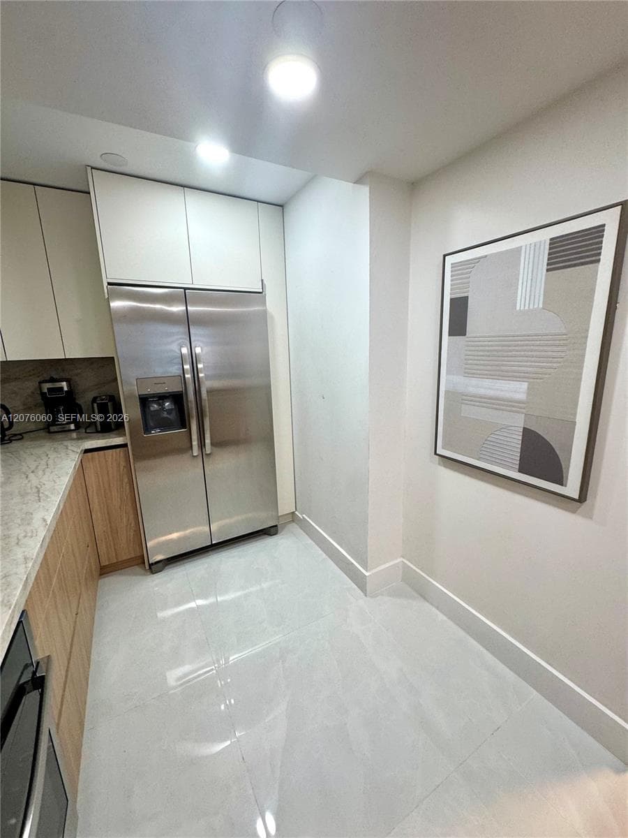 MADISON DOWNTOWN CONDO · #E-1201 in Miami - Photo 9
