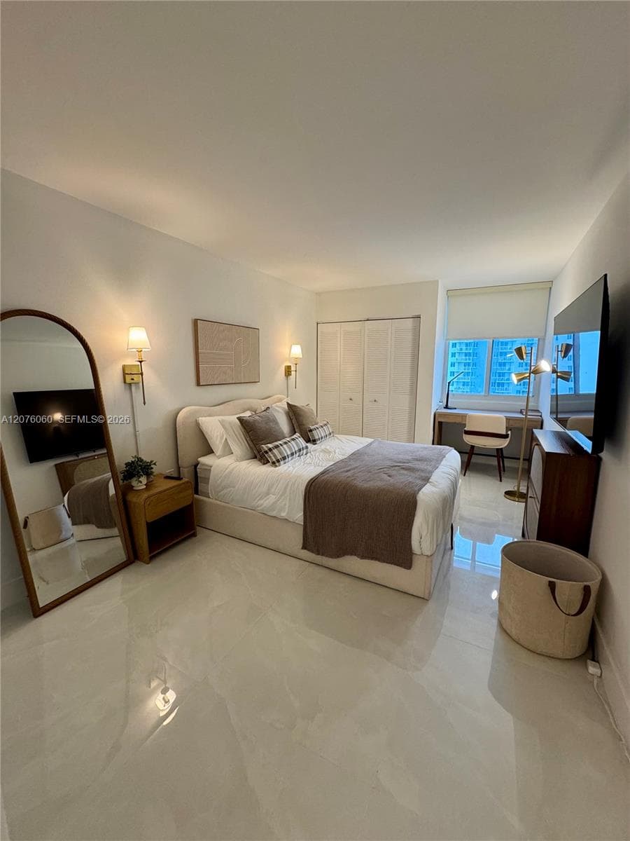 MADISON DOWNTOWN CONDO · #E-1201 in Miami - Photo 14