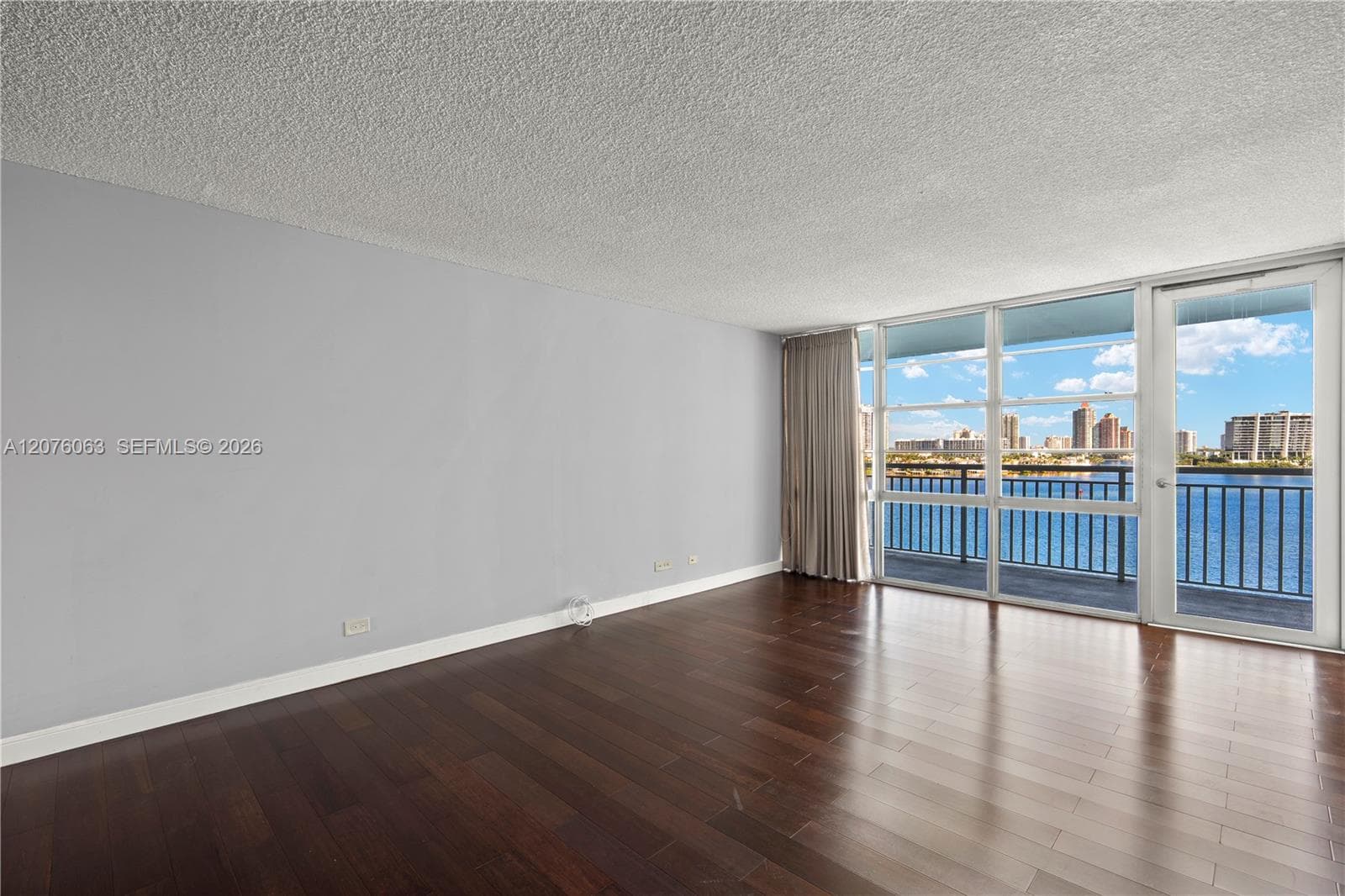 WINSTON TOWERS 500 · #901 in Sunny Isles Beach - Photo 2