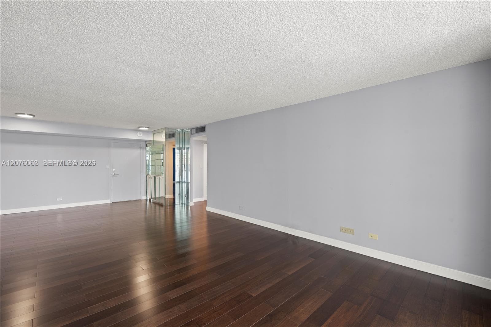 WINSTON TOWERS 500 · #901 in Sunny Isles Beach - Photo 16