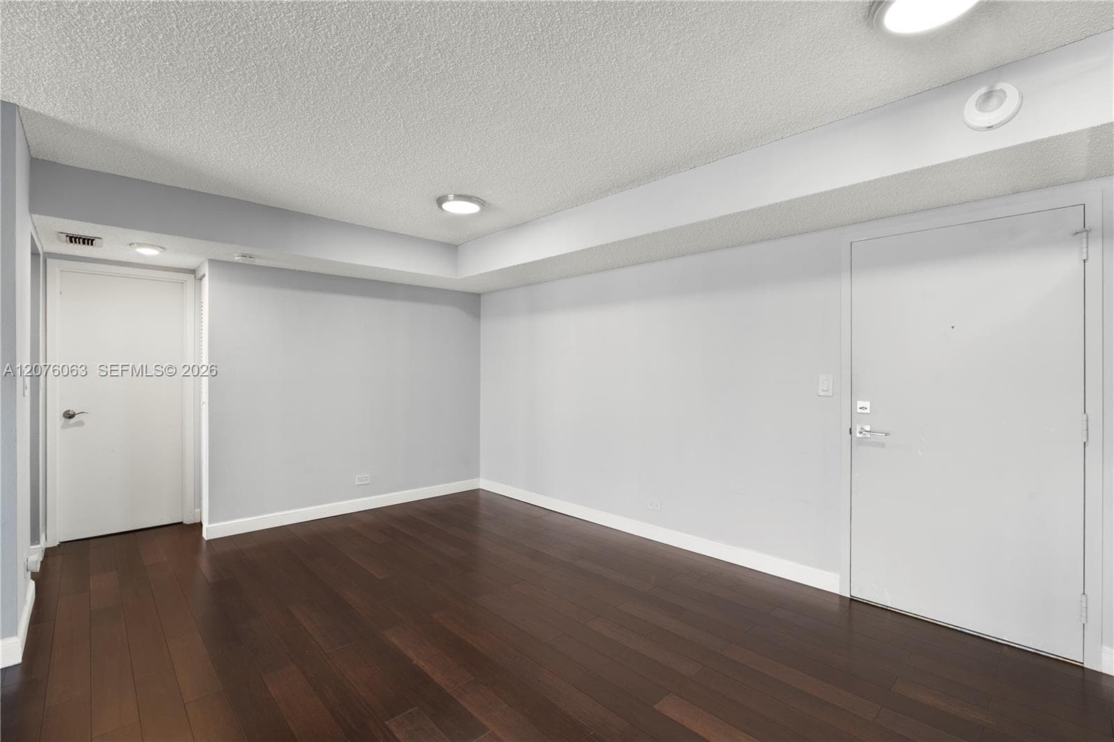 WINSTON TOWERS 500 · #901 in Sunny Isles Beach - Photo 15