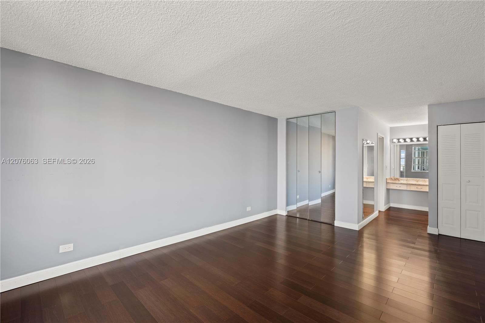 WINSTON TOWERS 500 · #901 in Sunny Isles Beach - Photo 19