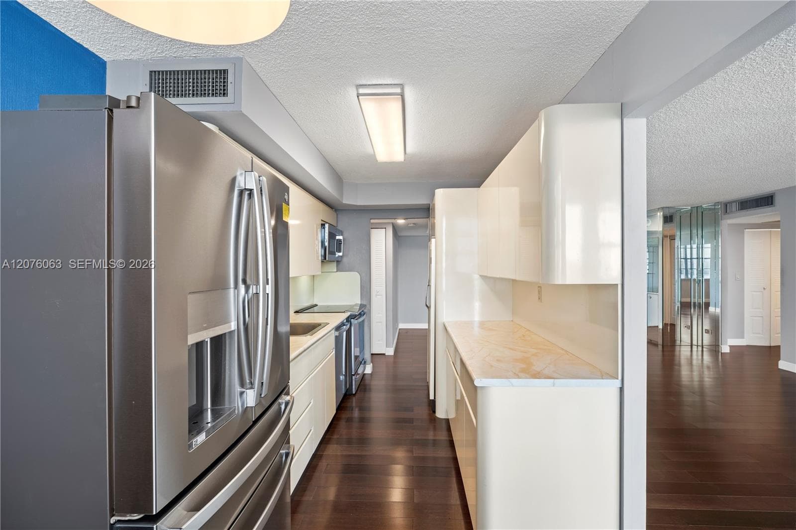 WINSTON TOWERS 500 · #901 in Sunny Isles Beach - Photo 8