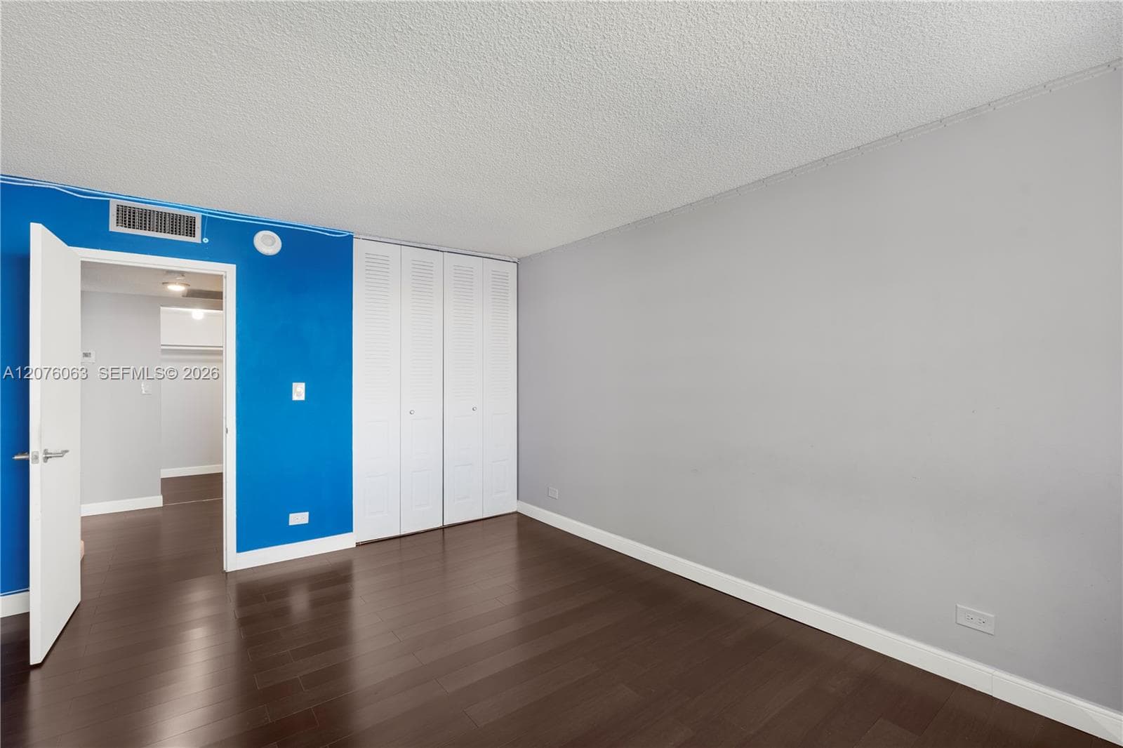 WINSTON TOWERS 500 · #901 in Sunny Isles Beach - Photo 25