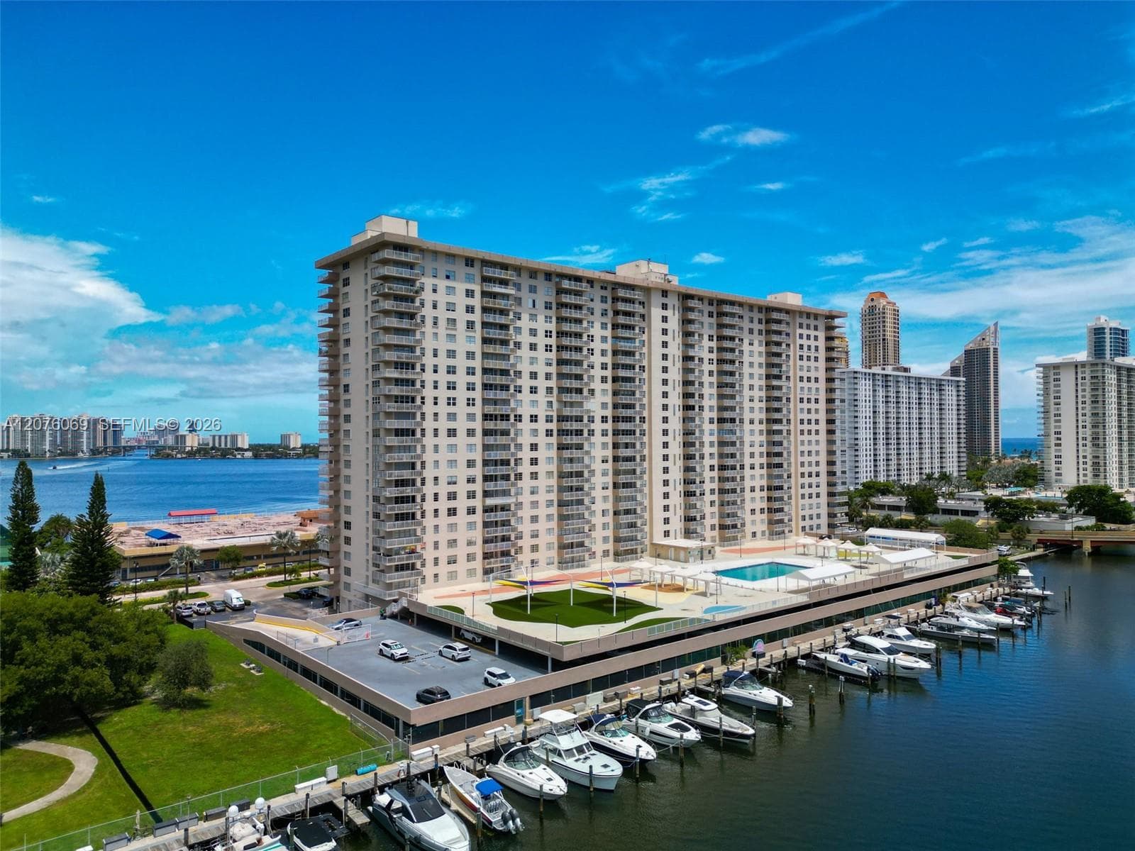 WINSTON TOWERS 100 · #2304 in Sunny Isles Beach - Photo 27