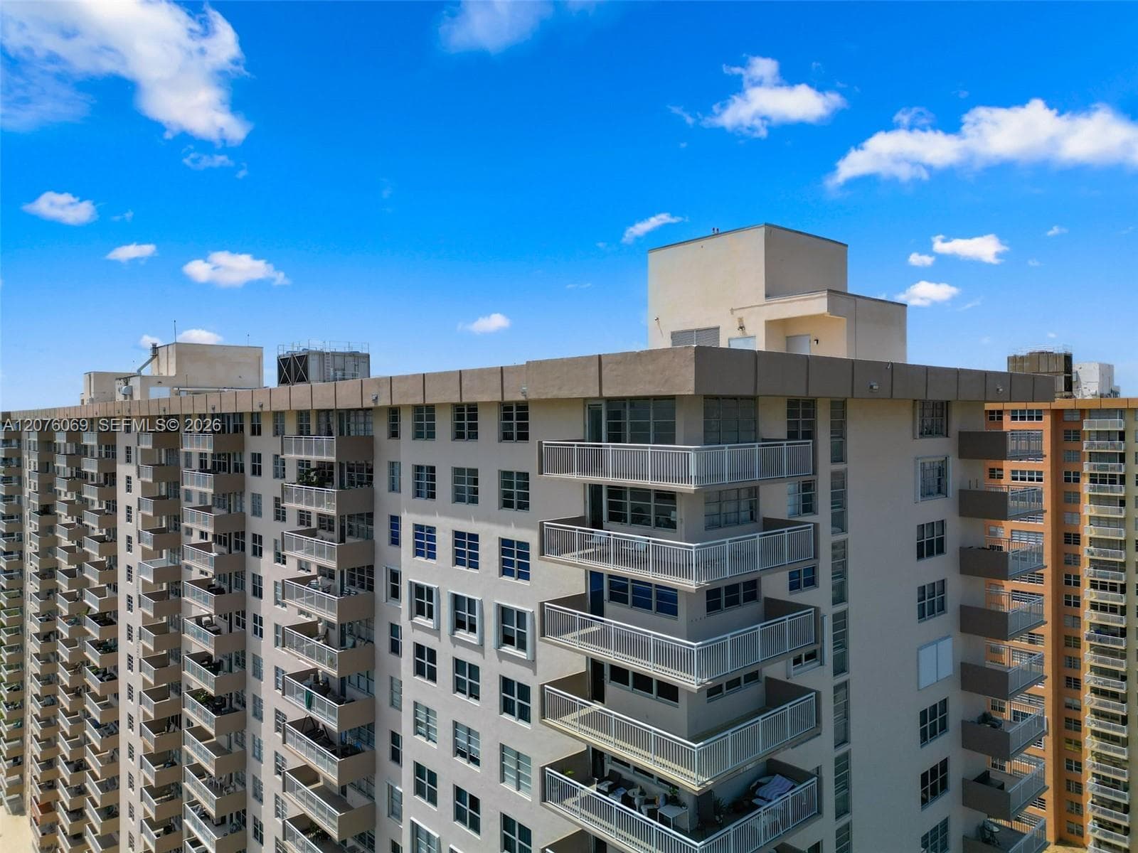 WINSTON TOWERS 100 · #2304 in Sunny Isles Beach - Photo 17
