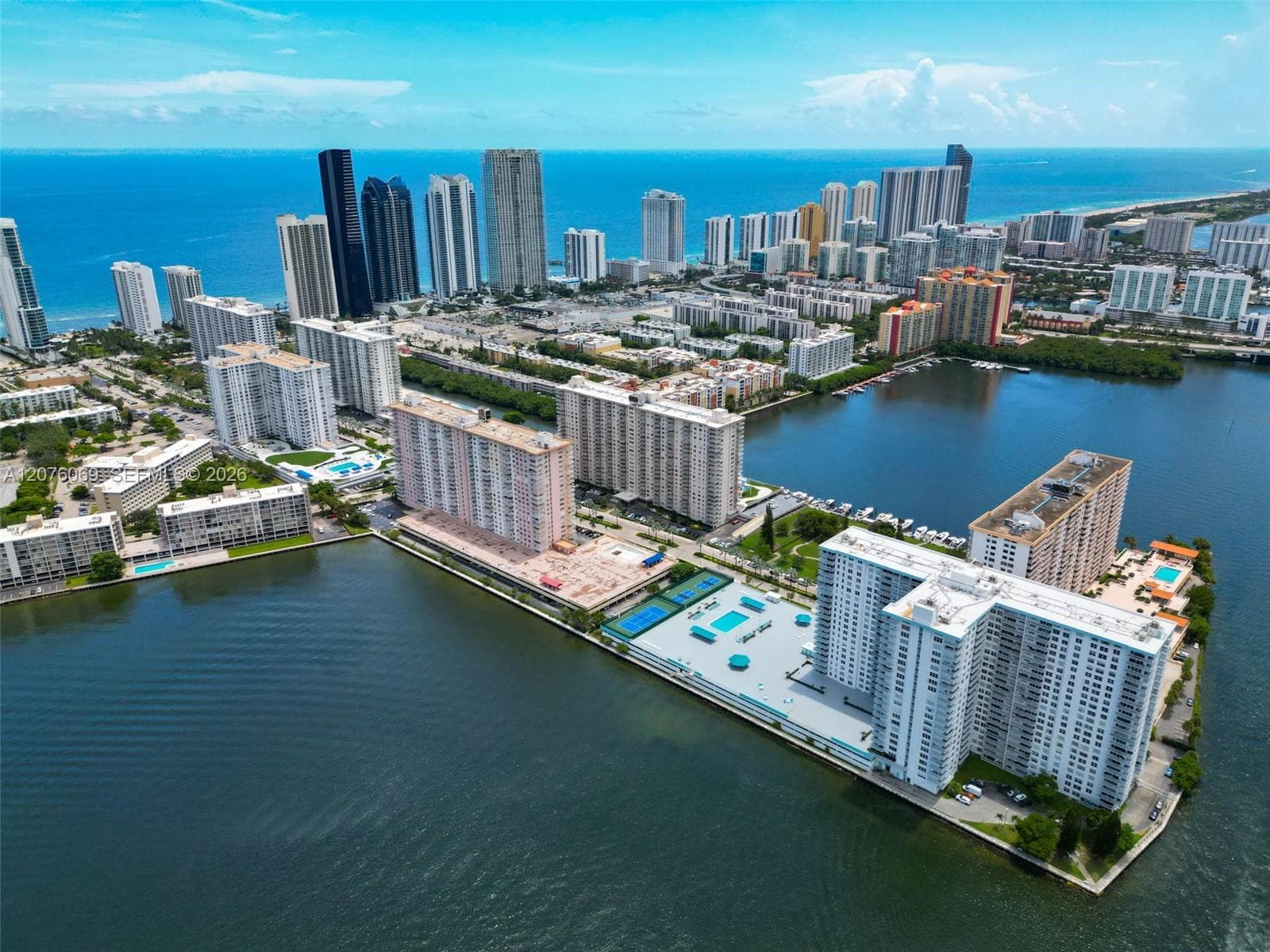 WINSTON TOWERS 100 · #2304 in Sunny Isles Beach - Photo 12