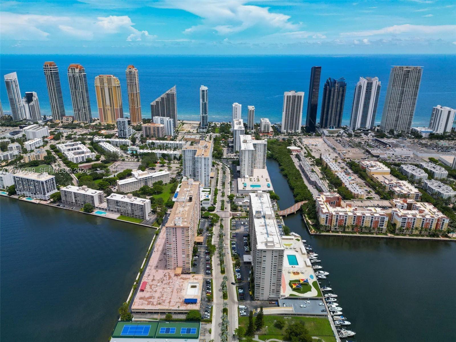 WINSTON TOWERS 100 · #2304 in Sunny Isles Beach - Photo 3