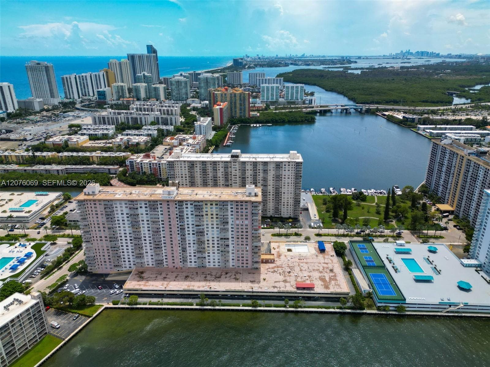 WINSTON TOWERS 100 · #2304 in Sunny Isles Beach - Photo 10