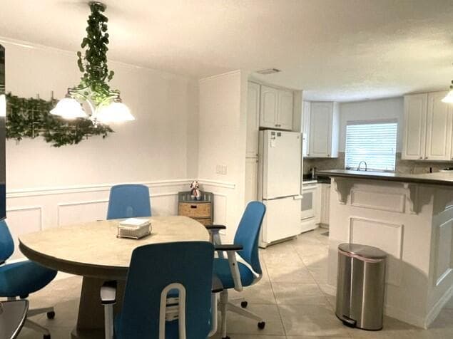 Open concept kitchen and dining area