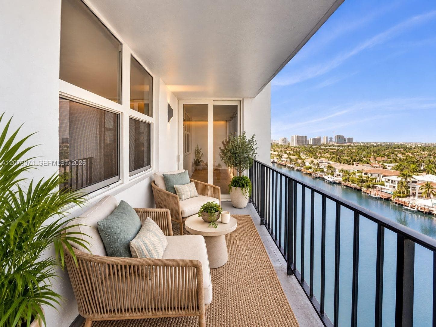 TRAFALGAR TOWERS · #1205 in Hollywood - Photo 21