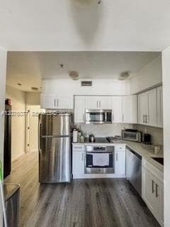 FIRST DECO CONDO · #106 in Miami Beach - Photo 11