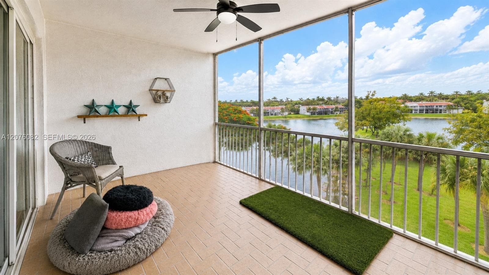 CAPTIVA CONDO · #413 in Doral - Photo 2