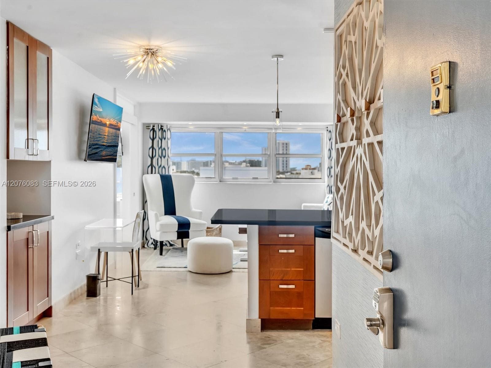OCTAGON TOWERS I CONDO · #10G in Miami Beach - Photo 2